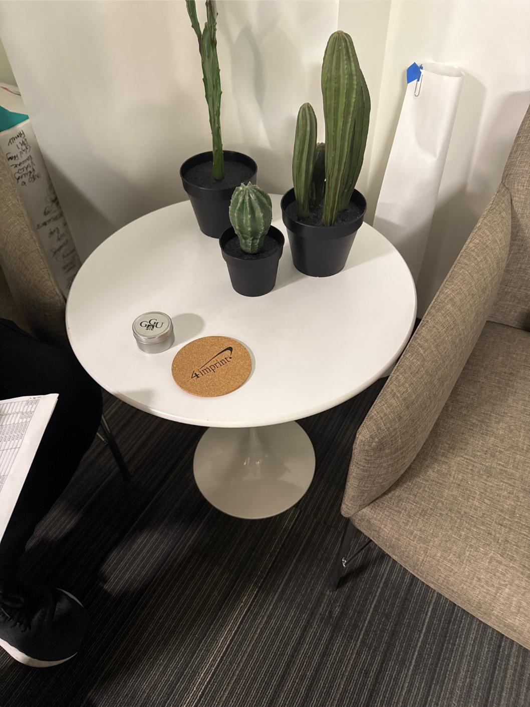 Round Table