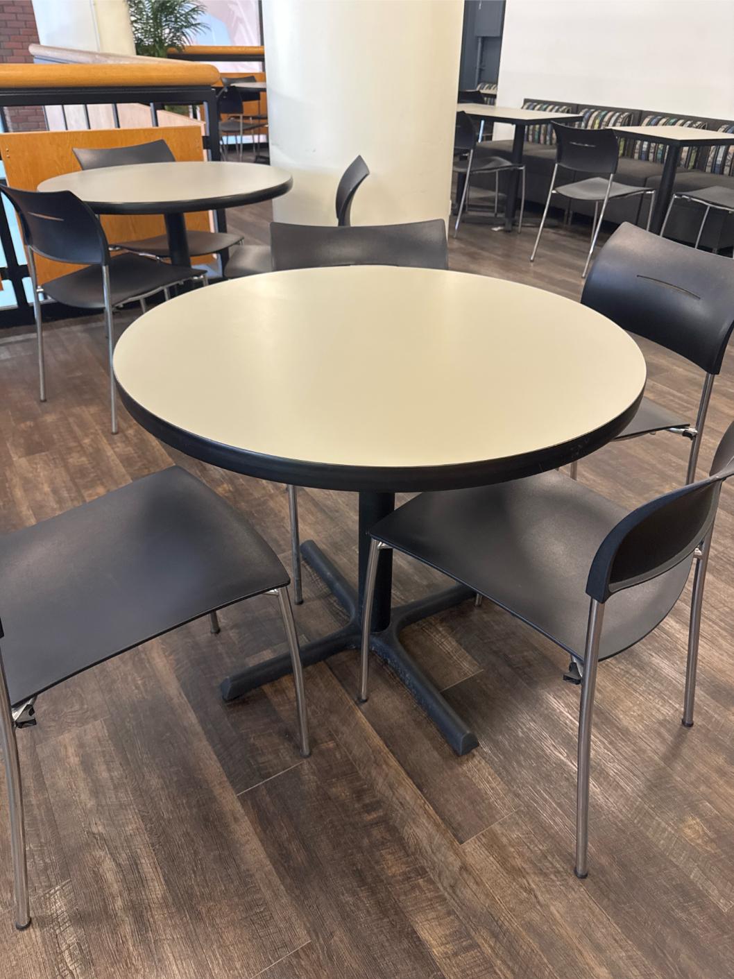 Pedastle Table