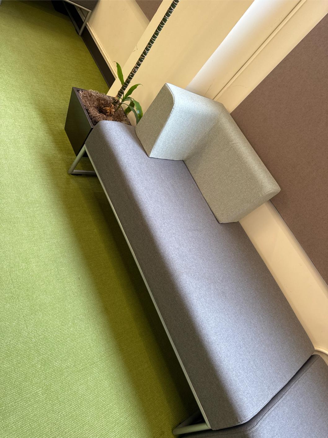 Lounge Bench