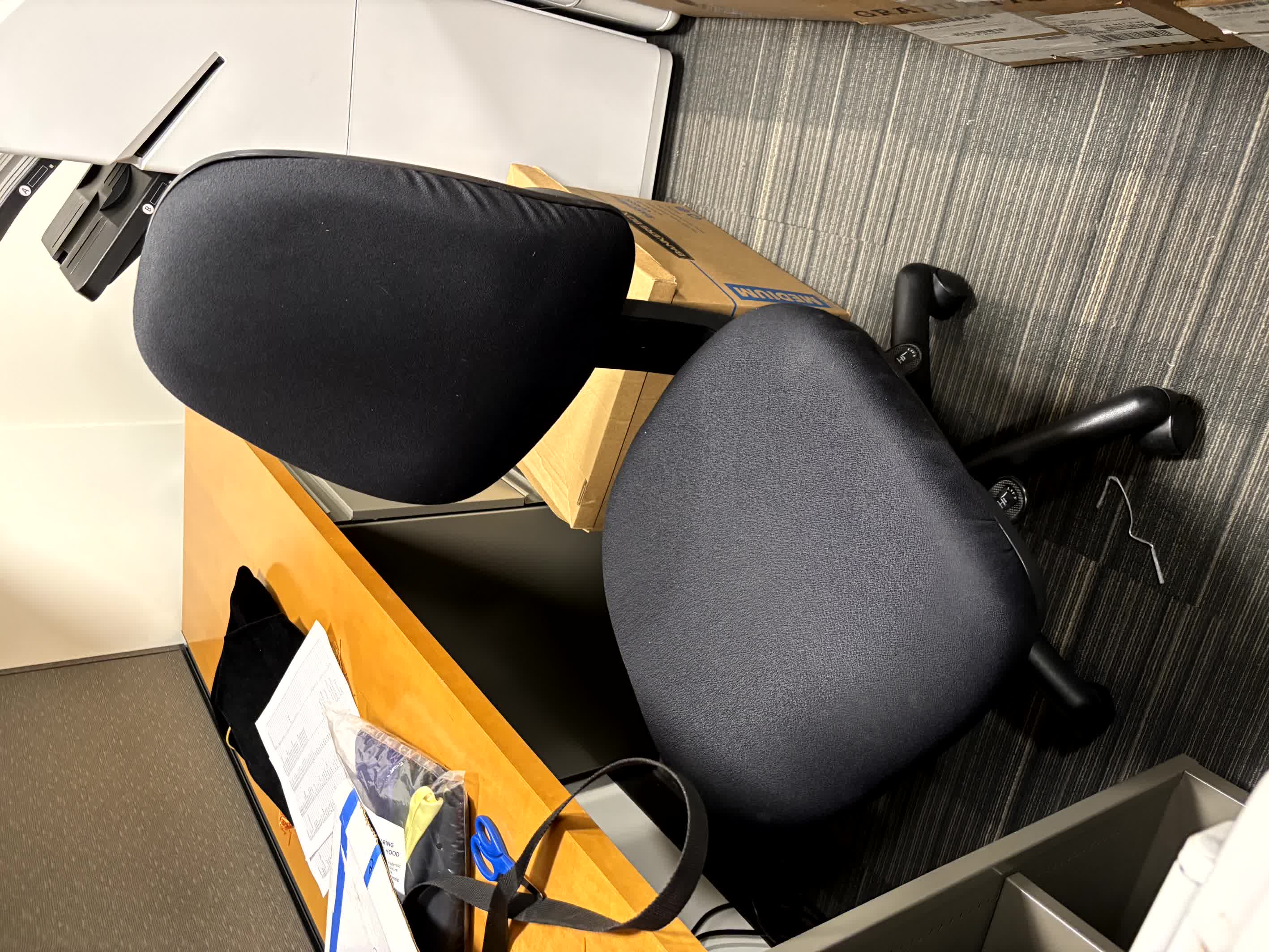 Adj Chair