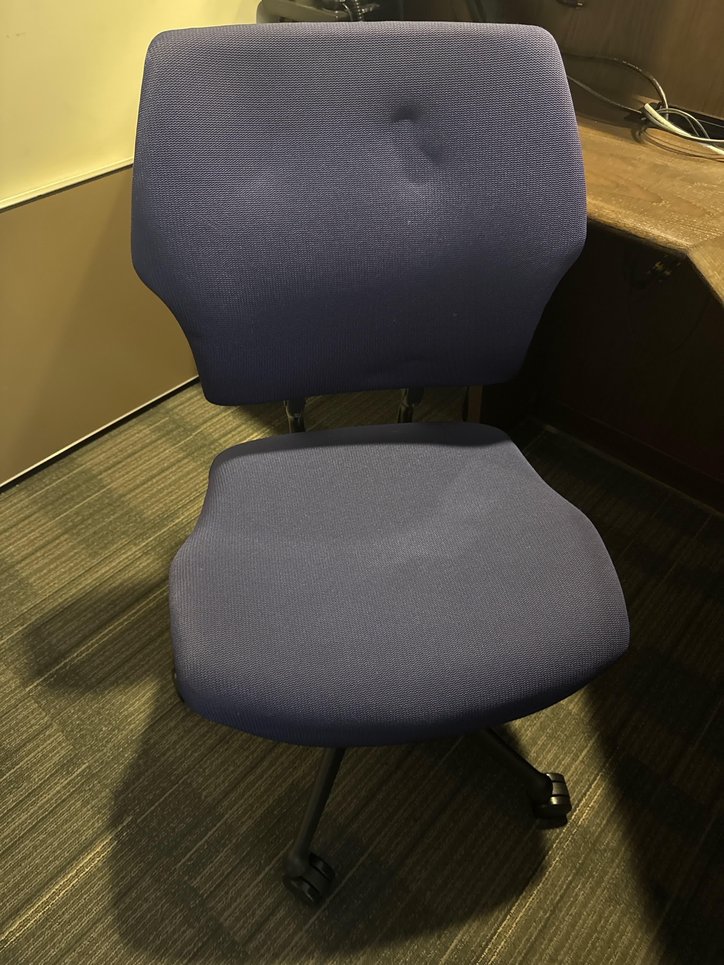 Hs Chair