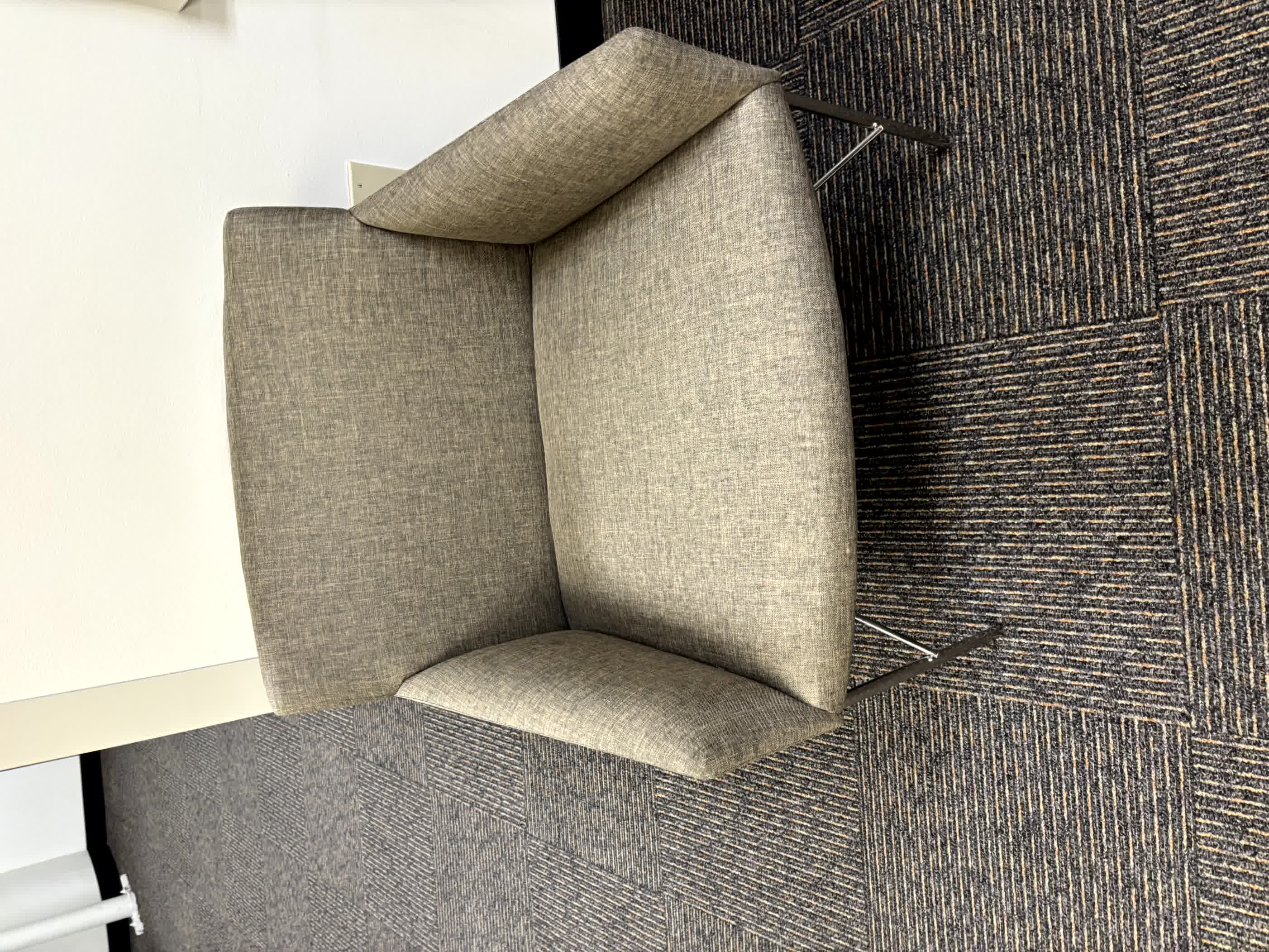 Asa Lounge Chair