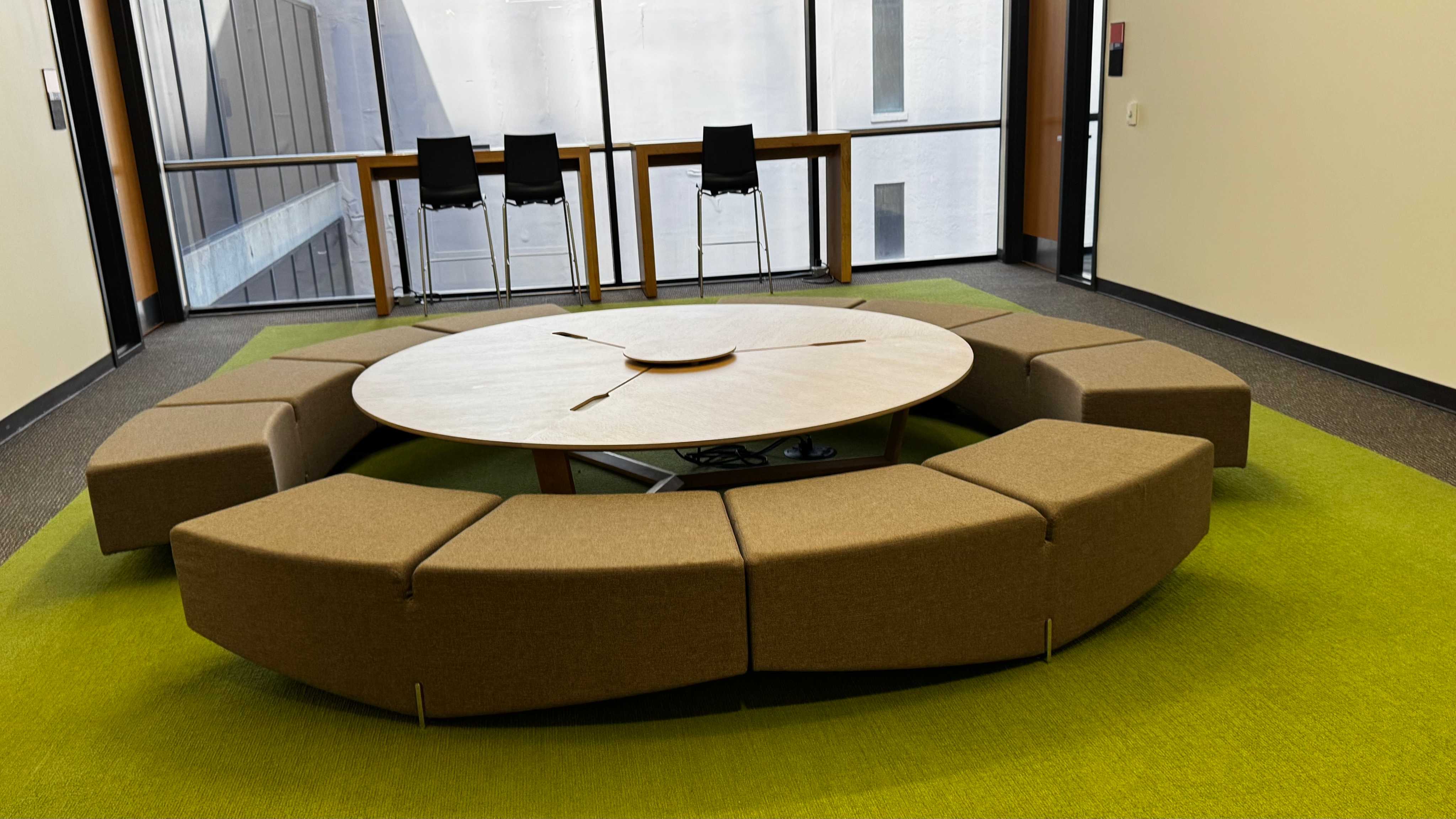 Modular Curve Seating