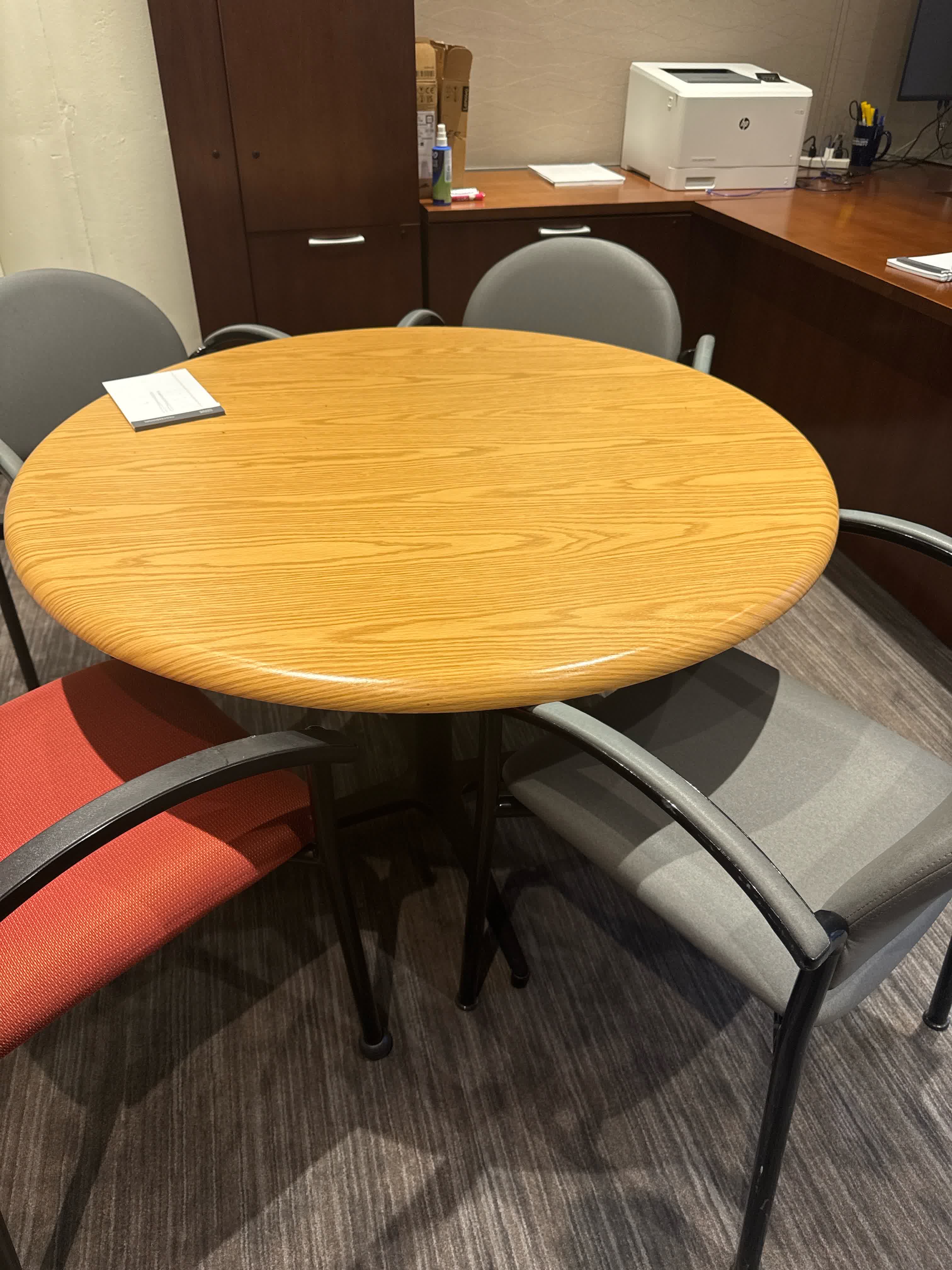 Round Table