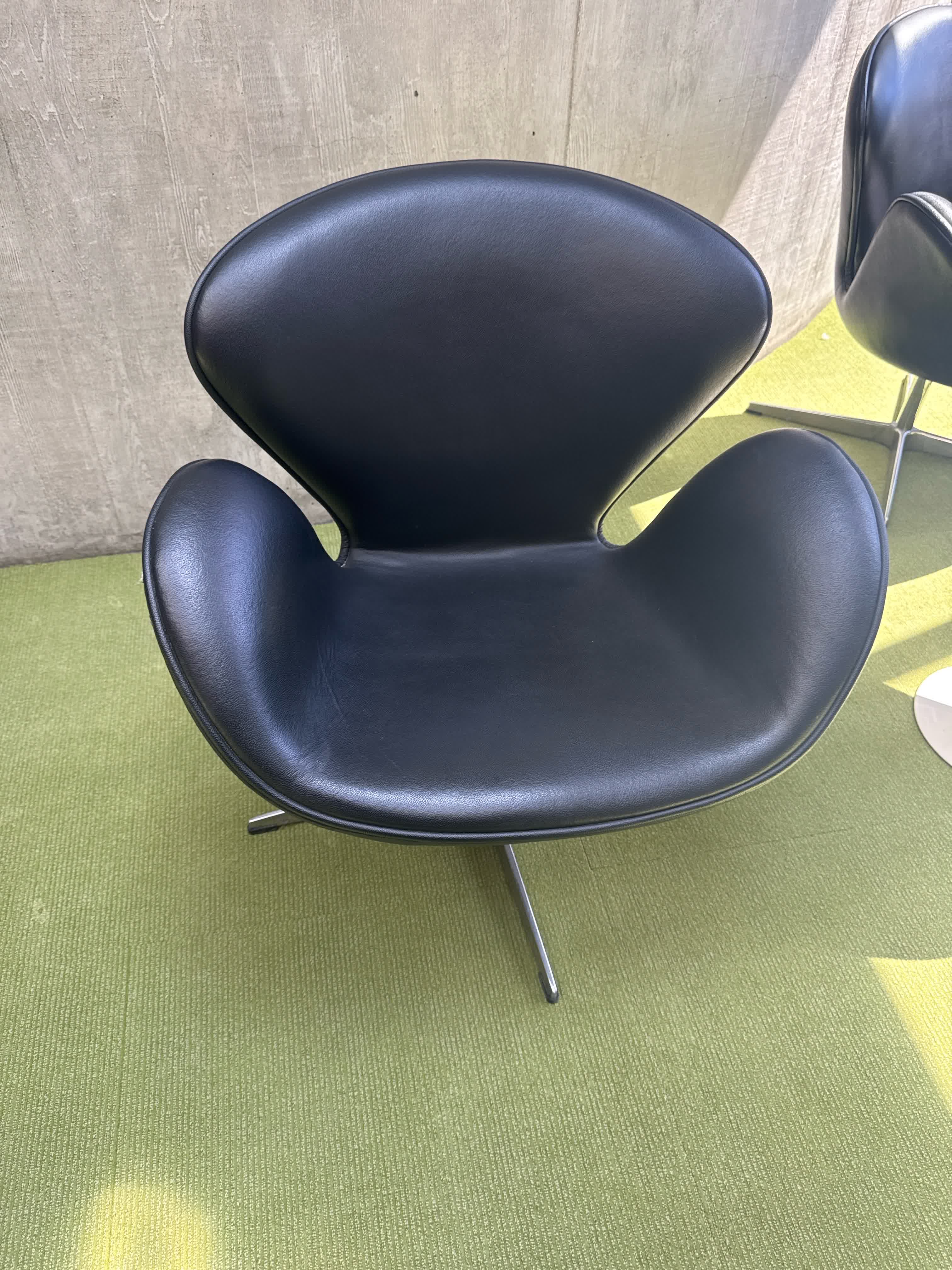 Swan Chair