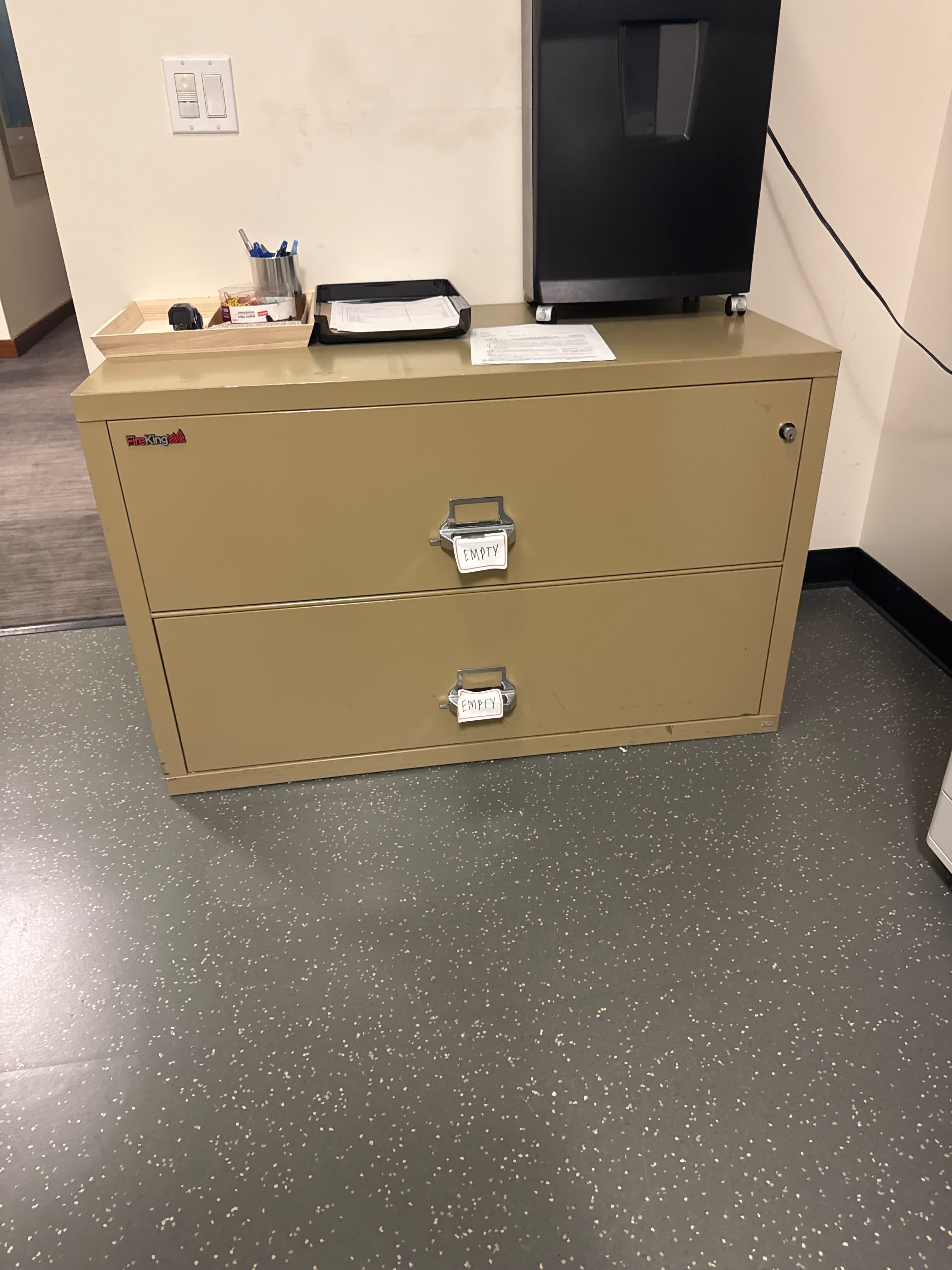 File Cabinet 2 Drawer
